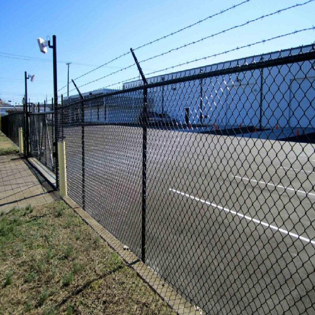 High quantity 50x50 diamond mesh hot dip galvanized 6' chain link iron wire mesh fence / pvc coated chain link fencing 50ft roll