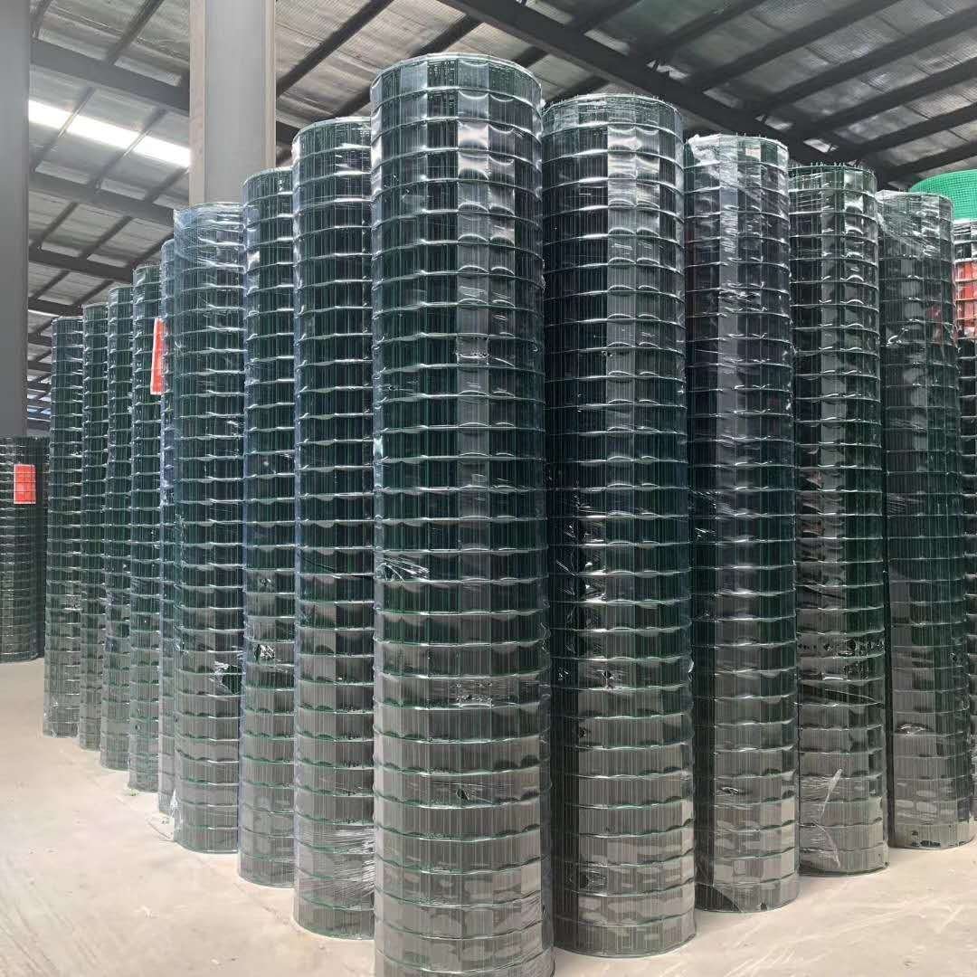 3/4 Inch PVC Coated Wire Mesh for chickens cage fence pvc coated steel welded wire mesh