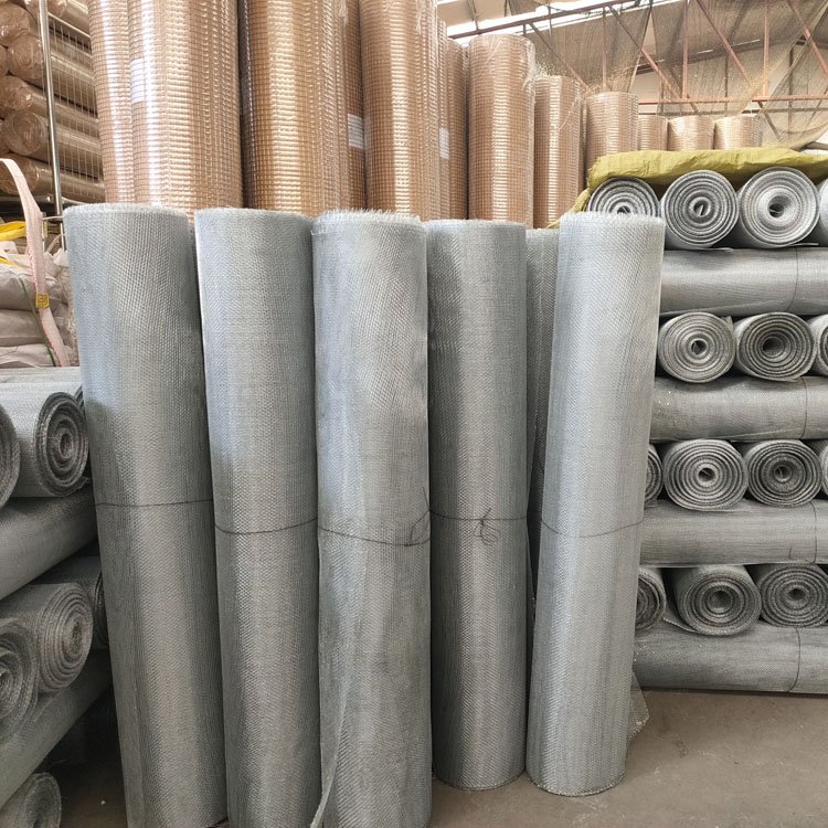 Electro galvanized before weaving square wire mesh roll of 3ftx100ft
