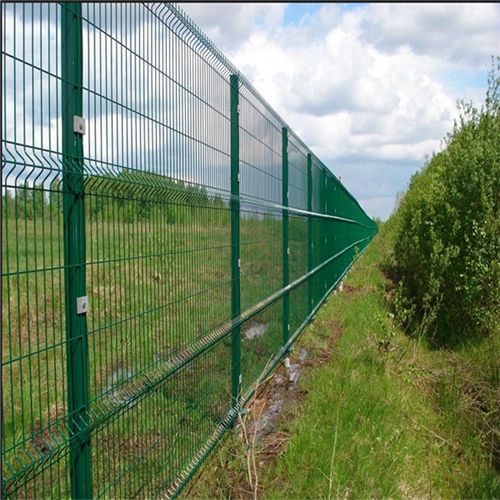 Hebei Baochuan steel wire mesh fence panel/ 3D bending welded mesh