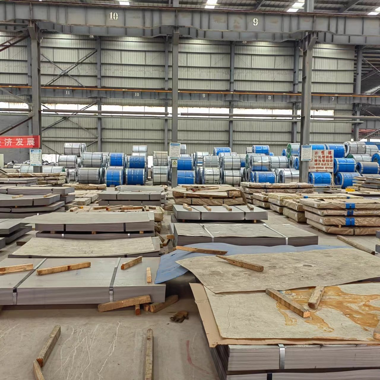 High quality Regular Spangle G40 G60 G90 GI Steel Coils Sale dx51d z140 hot dip galvanized steel strip