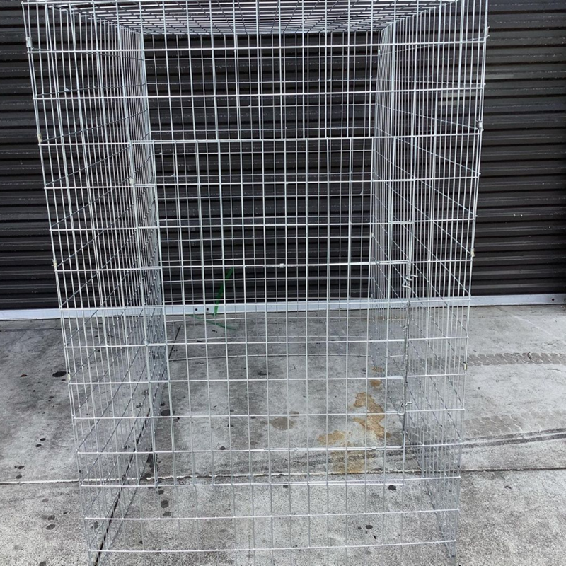 Square chicken cage for Cockfighting Roosters