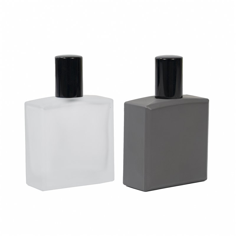 Wholesale Frosted Black Square Atomizer 30ml 50ml 100ml Fragrance Spray Parfum Bottle Black Refillable Perfume Glass Bottle