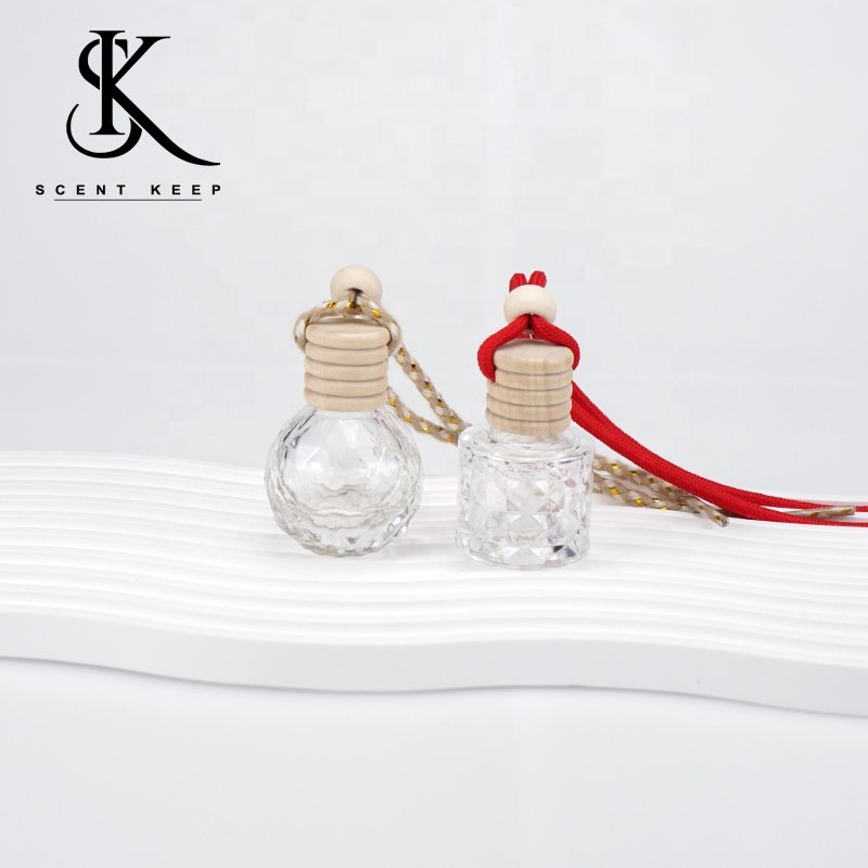 Wholesale 5ml - 10ml Air Freshener Diffuser Empty Car Hanging Perfume Bottle With Wooden Cap
