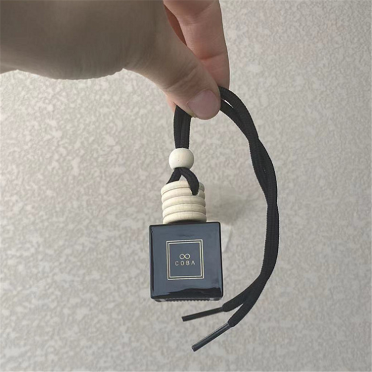 Custom print logo 10ml Car hanging diffuser black Glass perfume bottle with wooden lid