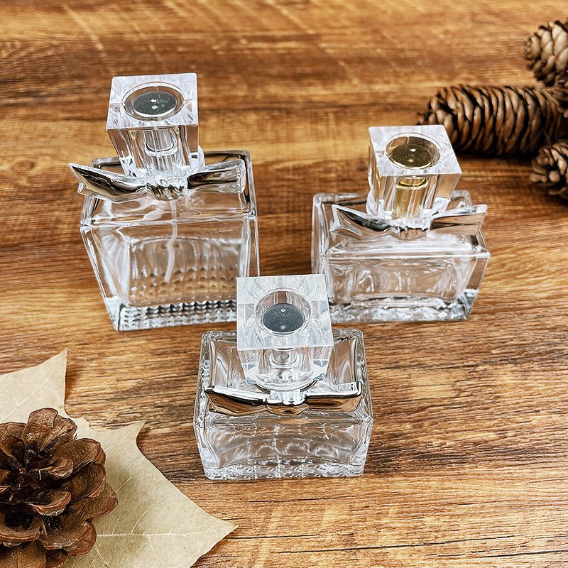 Wholesales Oem/Odm Luxury Fancy Perfume Bottles 10ml 15ml 50ml Empty Perfume Glass Bottles For Sale