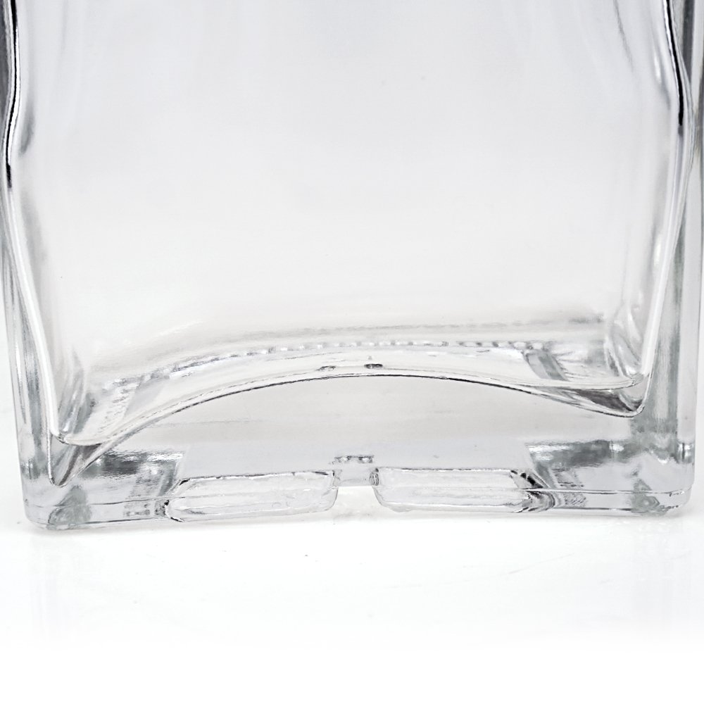 500ml 700ml Glass Liquor Wine Bottle 750ml Rectangular Whiskey Vodka Rum Glass Bottle