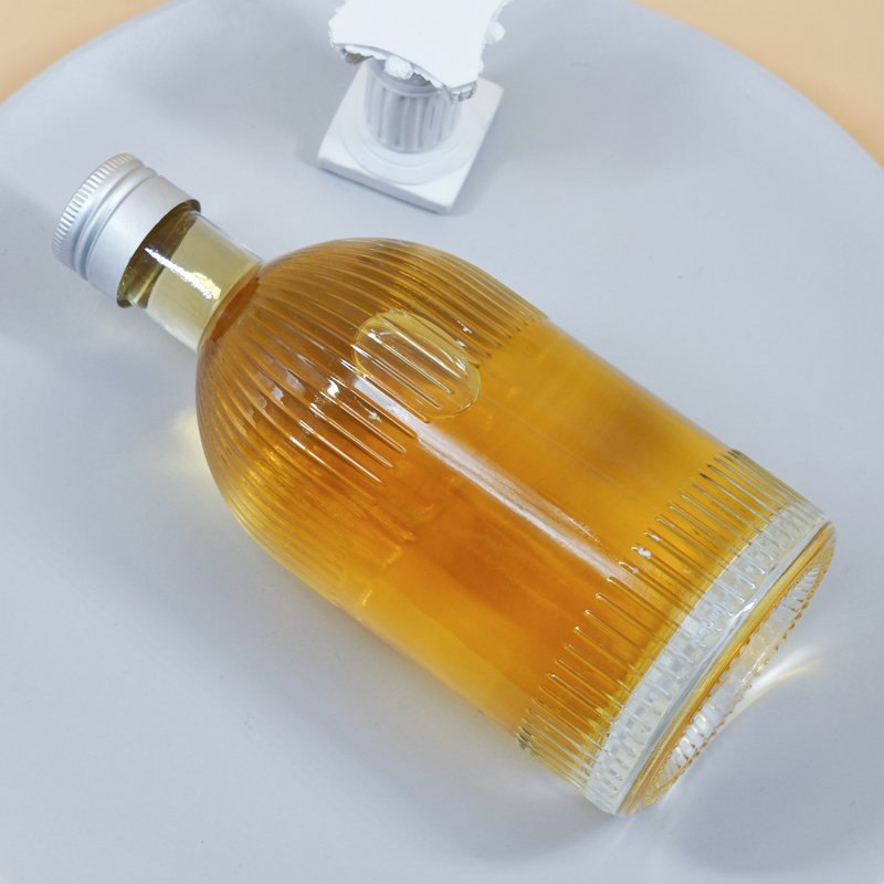 Wholesale 300ml 500ml vertical stripe glass bottle wine bottle beverage bottle polymer cover