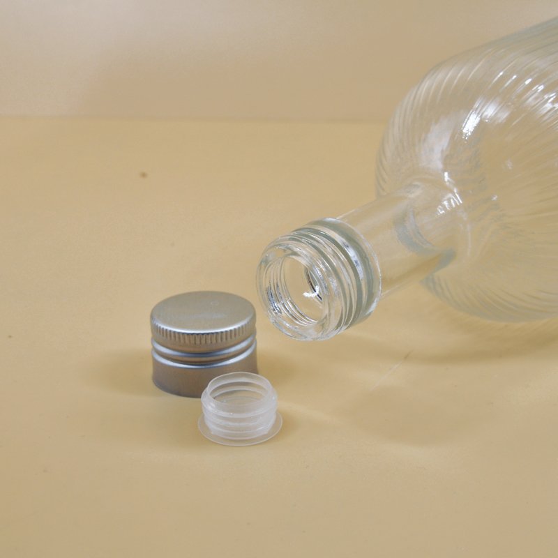 Wholesale 300ml 500ml vertical stripe glass bottle wine bottle beverage bottle polymer cover