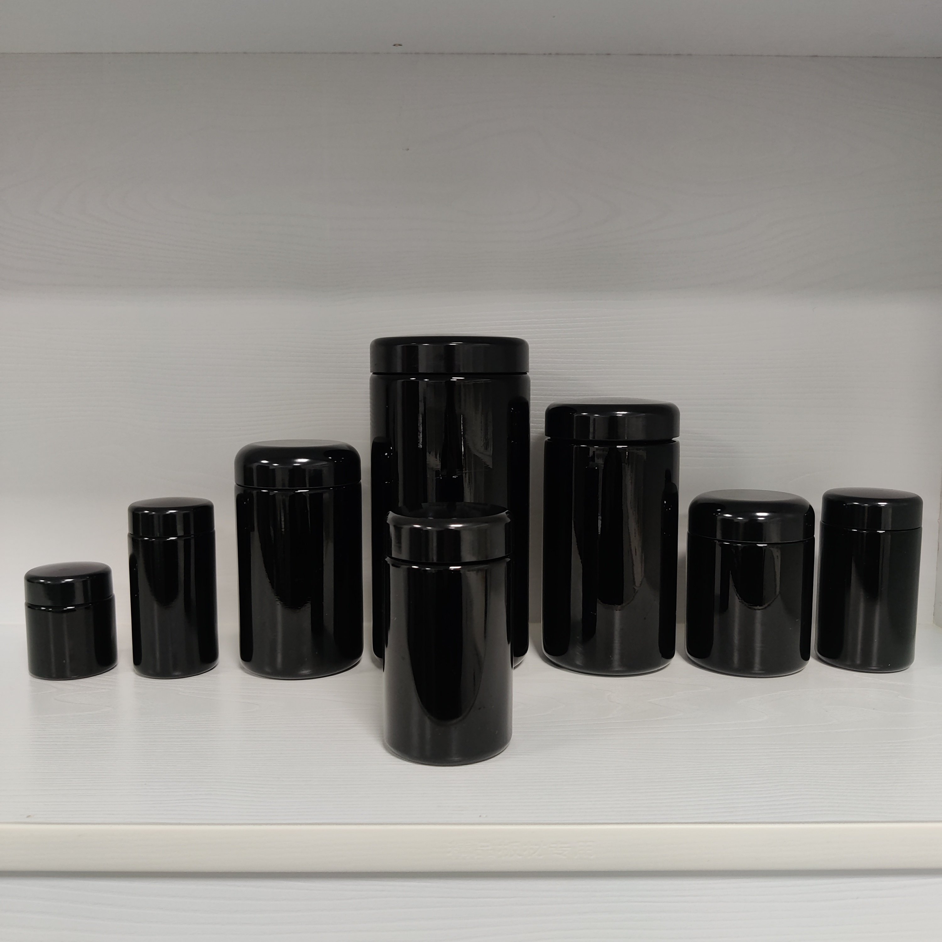 Round Large 250g 500g UV Black Dark Ultra Violet Stash Jar Herb UV Smell Proof Air Tight Ultraviolet Storage Glass Jar