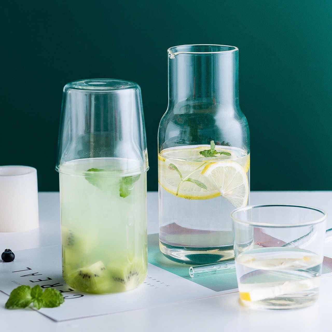 Water Carafe With Tumbler Glass Cold Hot Water Bottle Cup Sets Bedside Water Pitcher High Temperature Resistance Bottle