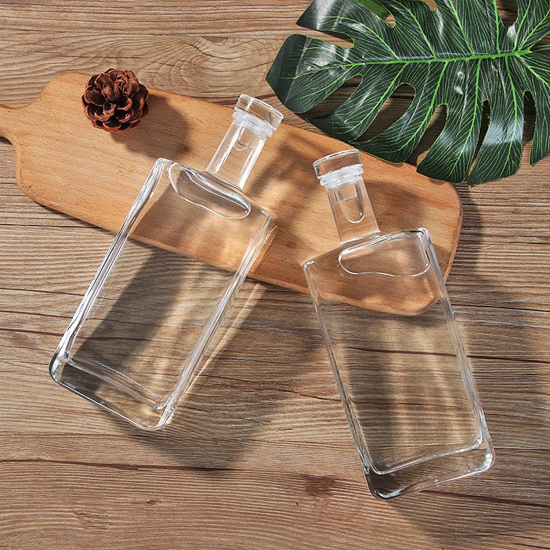 500ml square liquor bottles gin vodka glass bottles with glass cork top flat square glass wine bottles