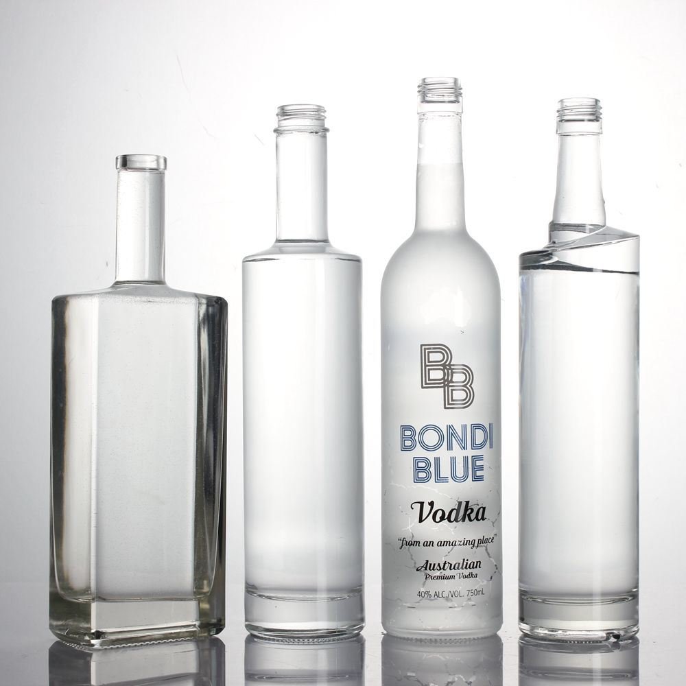 Wholesale 700ml 750ml 1000ml Bordeaux Bottle High Thin Round Clear Liquor Empty Wine Gin Vodka Glass Bottle
