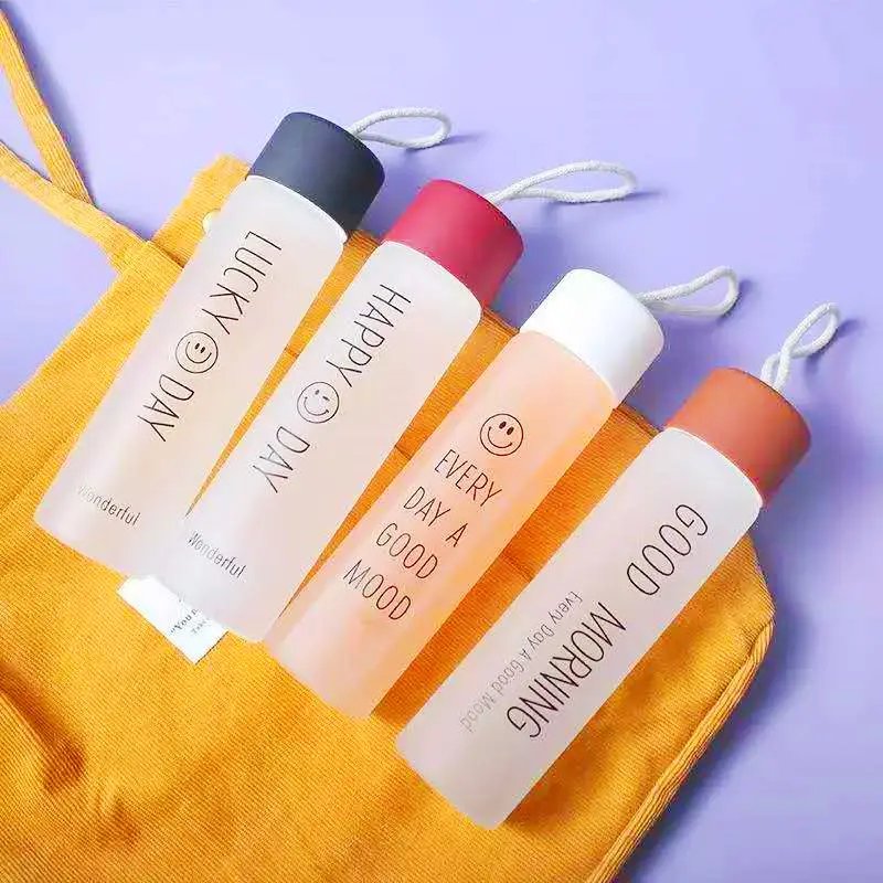 Customized Logo Colorful Drinking Bottles With Lid Handle Portable Frosted Matte Drinkware Wholesale Water Glass Bottle