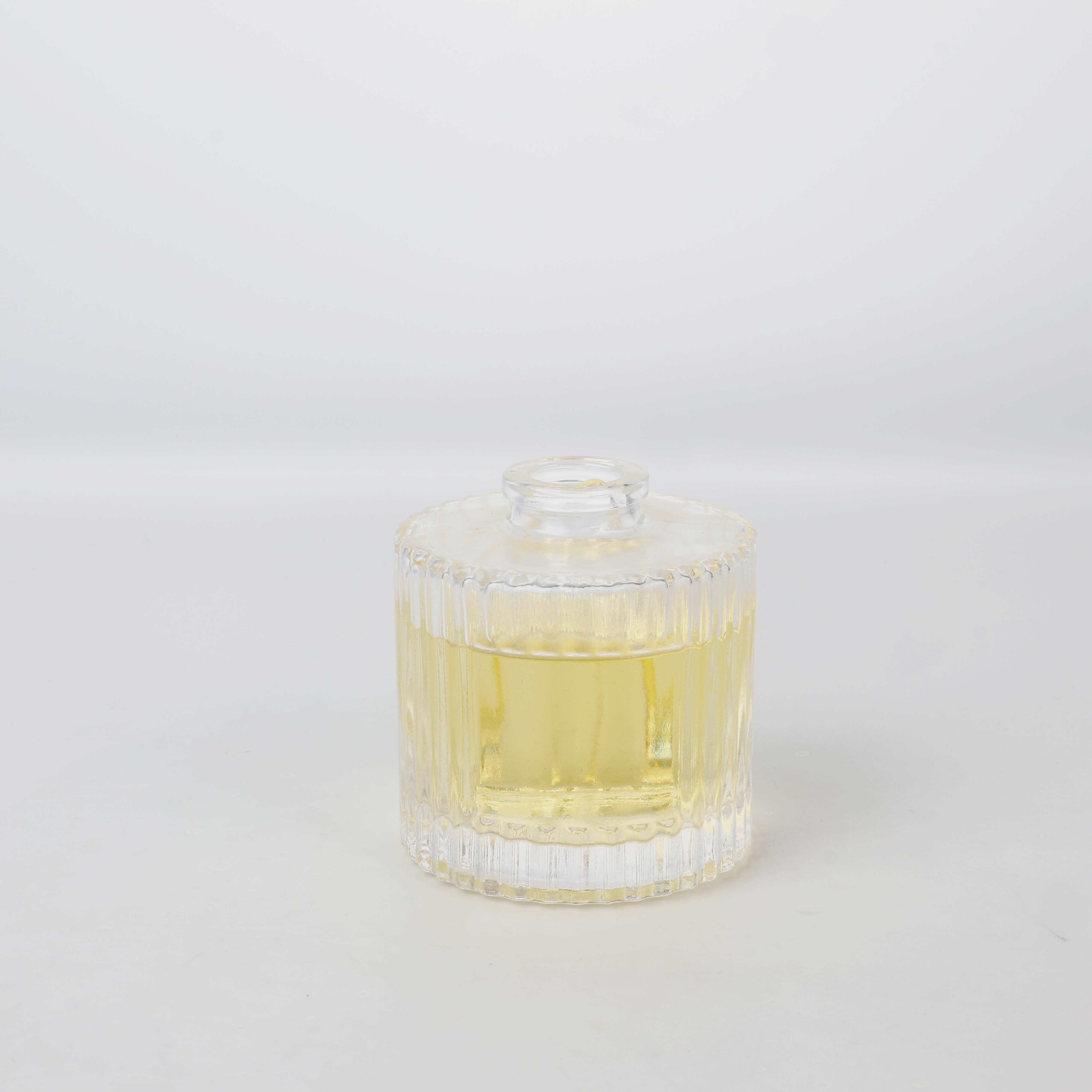 Custom Logo Gift Fluted Clear Glass Aroma Perfume 100ml 150ml Reed Diffuser Bottle