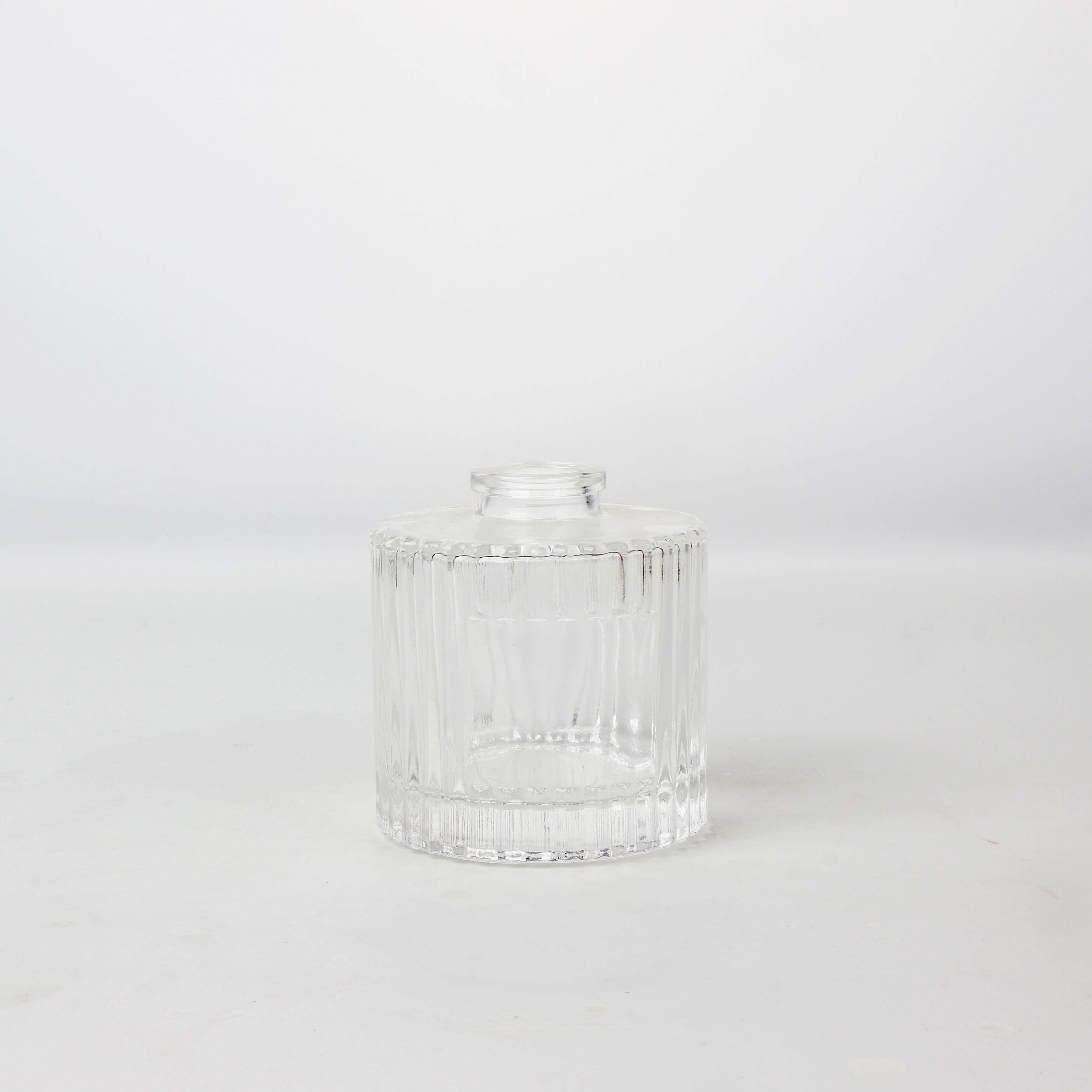 Custom Logo Gift Fluted Clear Glass Aroma Perfume 100ml 150ml Reed Diffuser Bottle