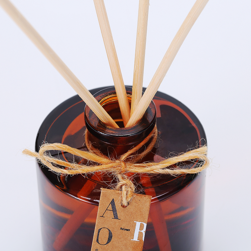 110ml High Fine quality Home Fragrance decoration Essential Oil rattan reed diffuser long lasting aroma set glass bottle OEM ODM