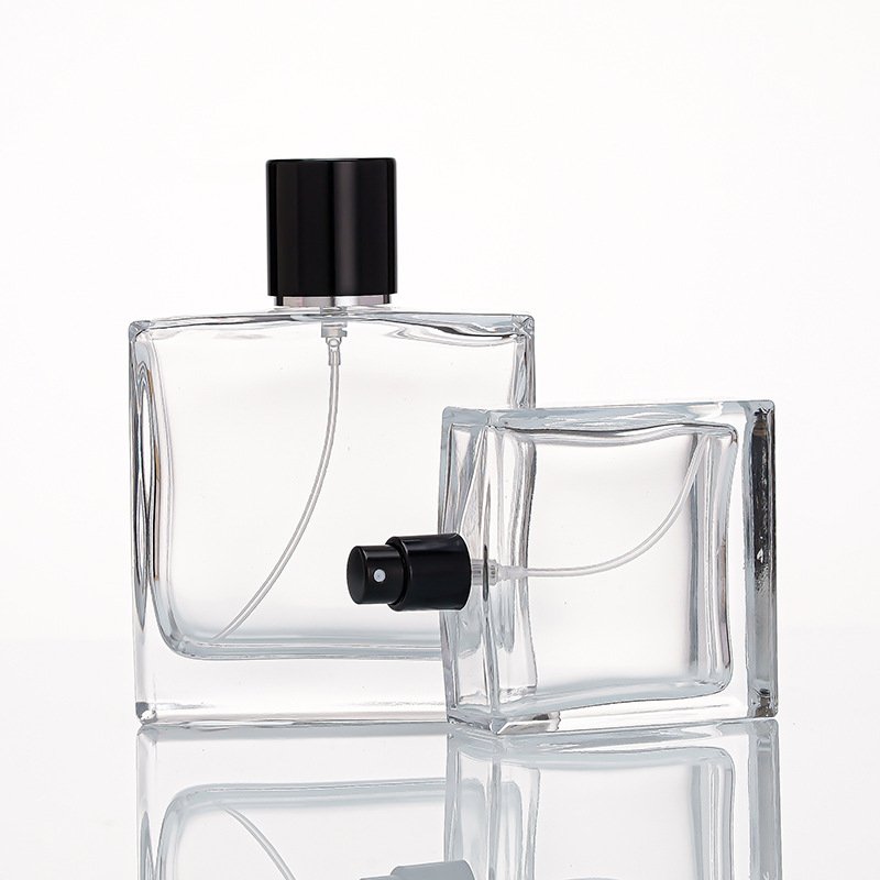 Luxury Custom Logo Round 50ml 100ml Perfume Bottle Black White Empty Perfume Glass Spray Bottle With Box Packaging