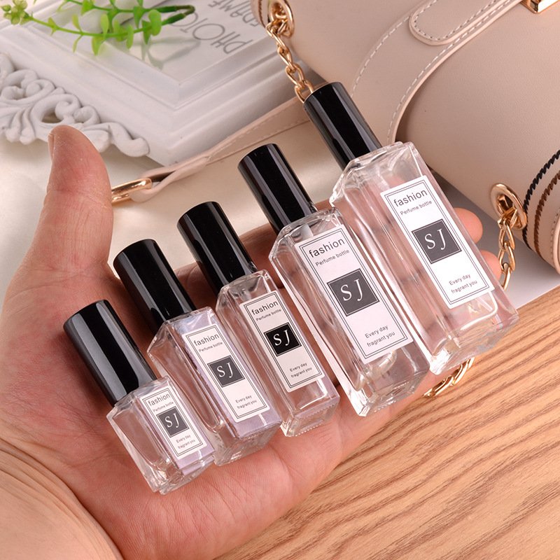 Luxury Custom Logo Round 50ml 100ml Perfume Bottle Black White Empty Perfume Glass Spray Bottle With Box Packaging