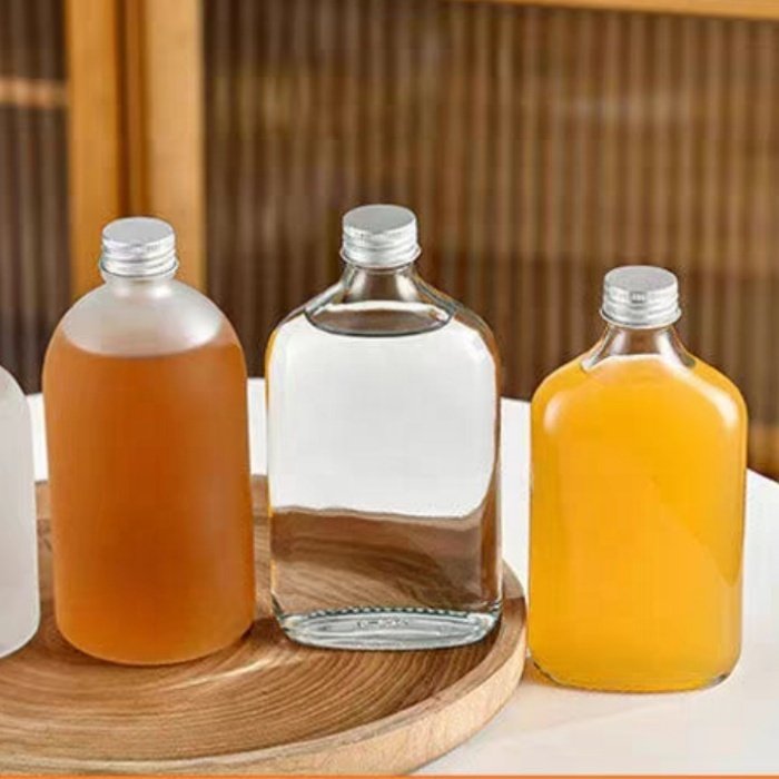 Flat Glass Bottles Flask Hip Bottles Customized Logo Print Coffee Juice Milk Glass Bottles 50ml 100ml 200ml 250ml 350ml 500ml