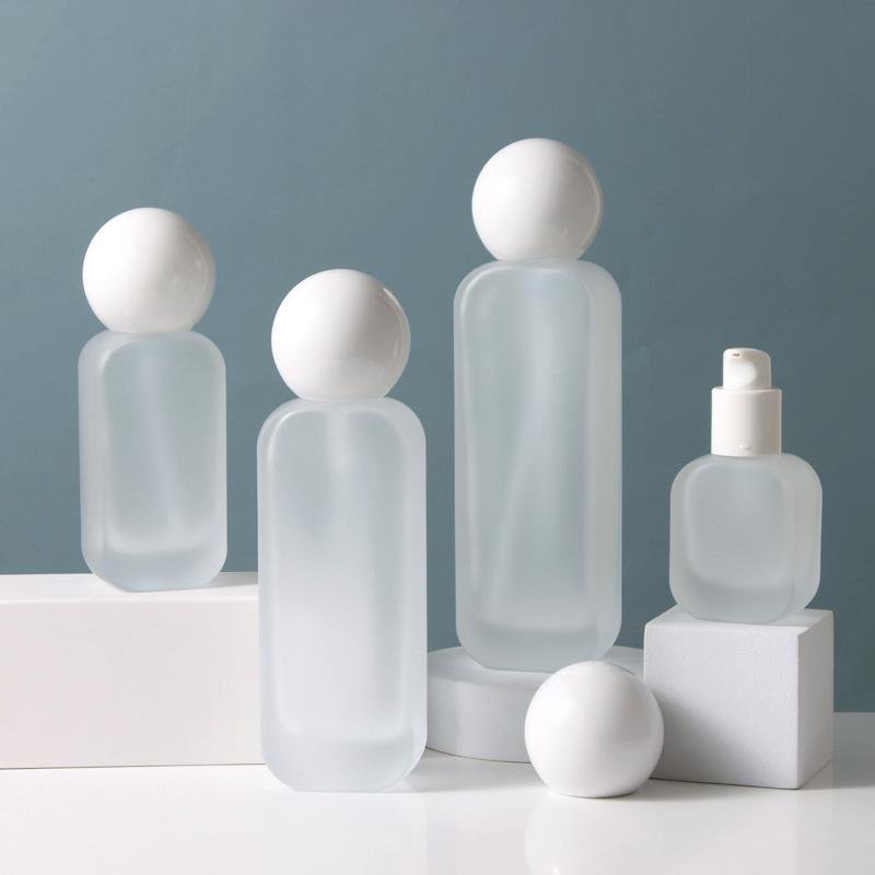 Wholesale 120ml lotion essence set frosted empty cosmetics glass bottle with stone lid