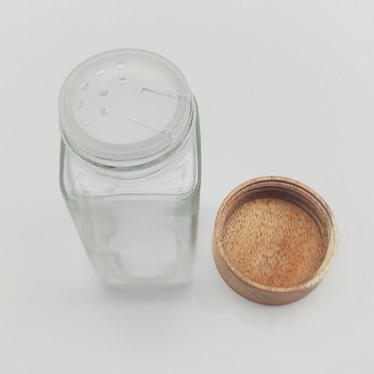 Luxury Mini 120ml 4oz Eco-friendly Natural Acacia Wood Screw Lid Airtight Square Spice Jar Glass Bottle for Kitchen Outdoor BBQ