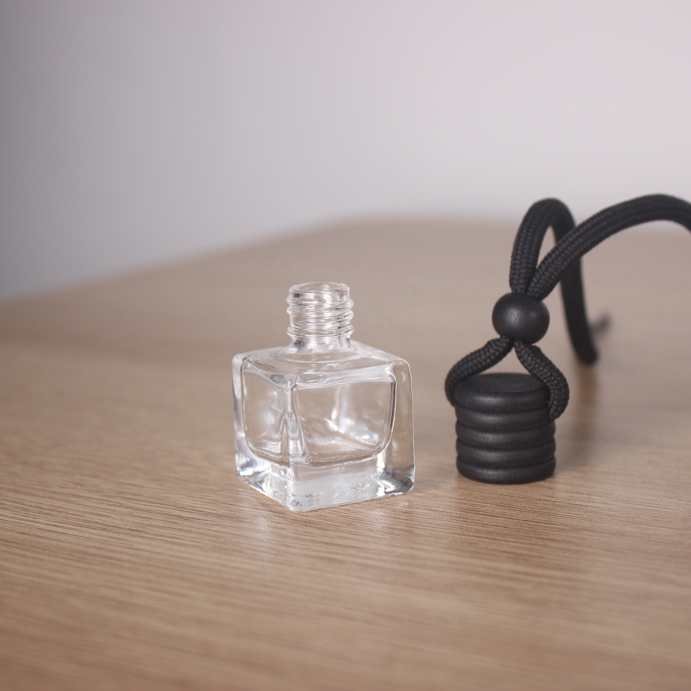 8ml 10ml 12ml Multi style glass perfume empty bottle air freshener diffuser empty frosted car perfume bottles with black ropes