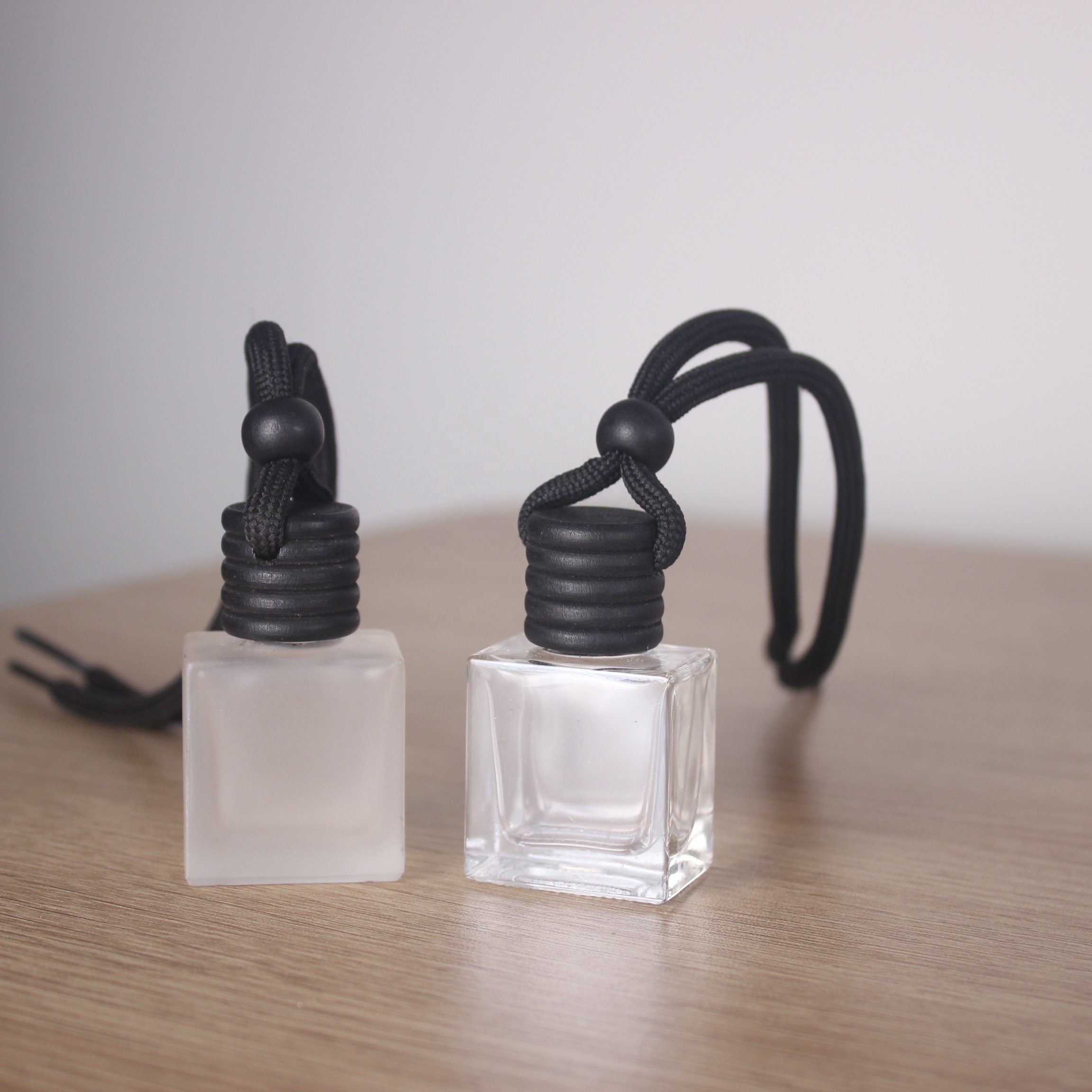 8ml 10ml 12ml Multi style glass perfume empty bottle air freshener diffuser empty frosted car perfume bottles with black ropes