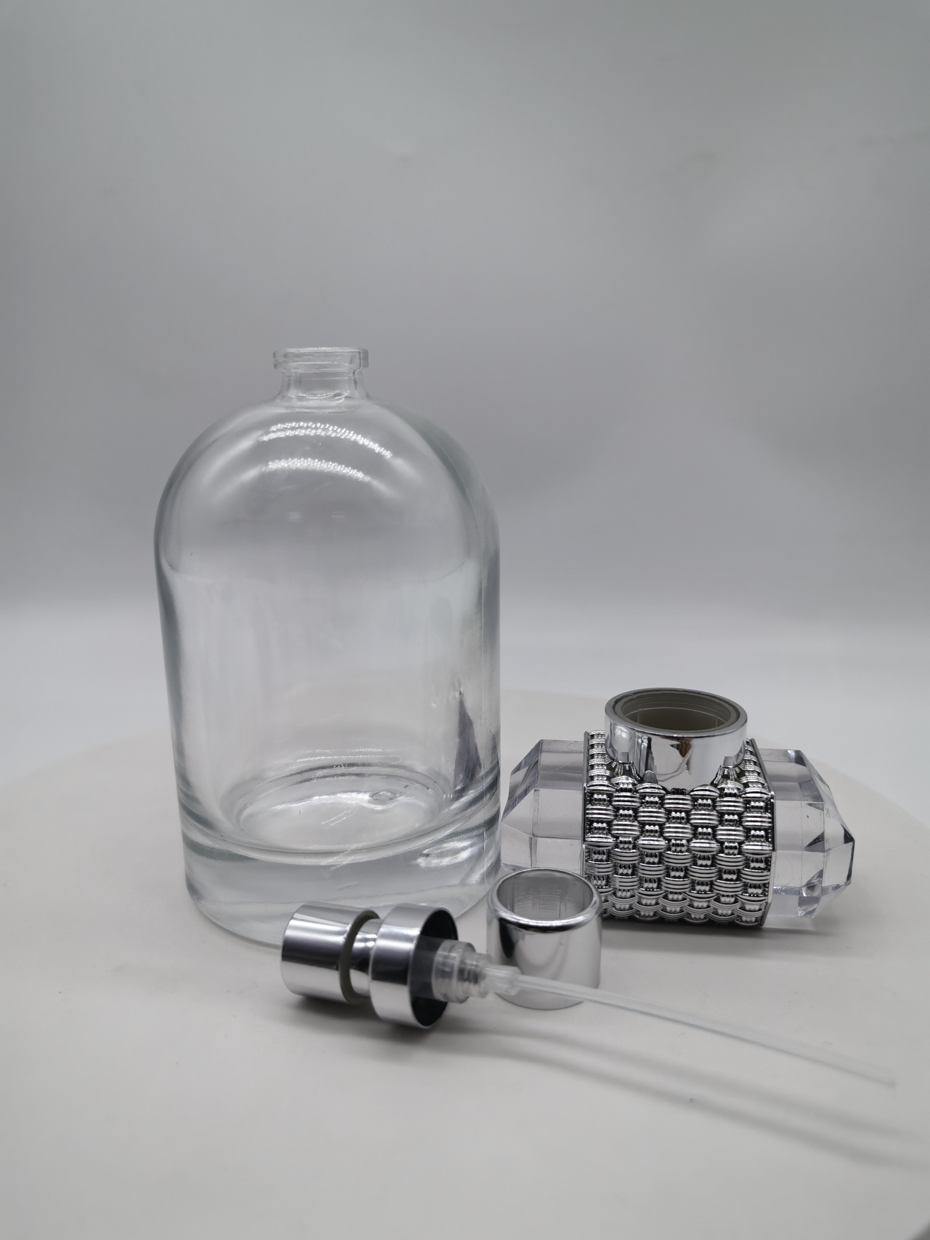 hot sale empty luxury 30ml 50ml 100ml FEA crimping pump clear fragrance all aluminum mist spray with cap perfume glass bottle