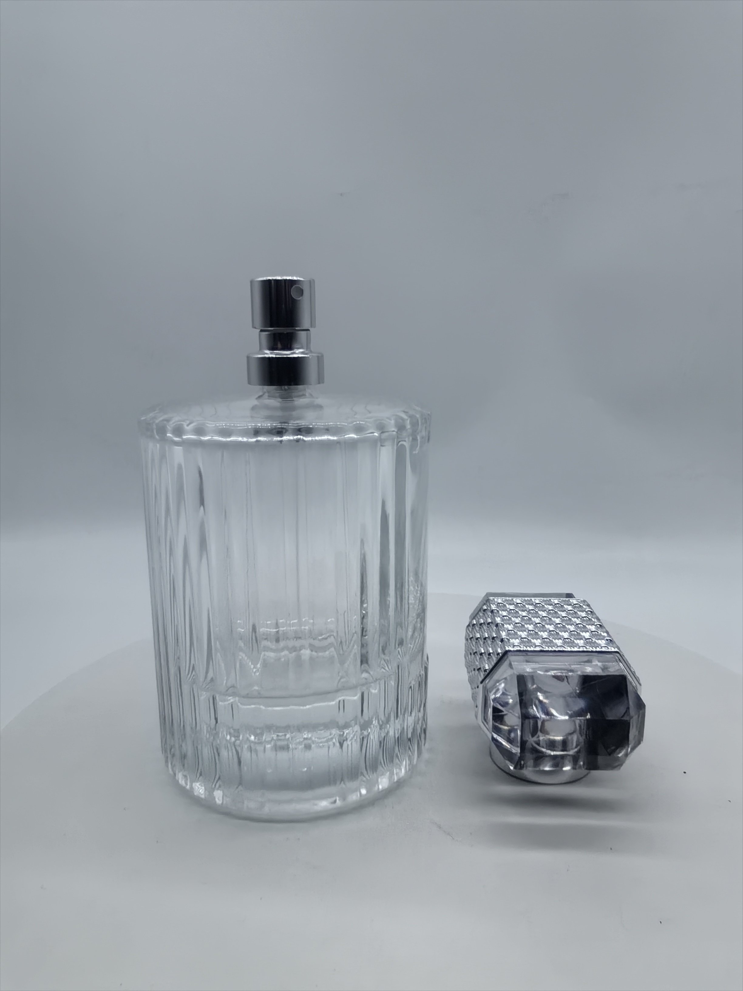 hot sale empty luxury 30ml 50ml 100ml FEA crimping pump clear fragrance all aluminum mist spray with cap perfume glass bottle