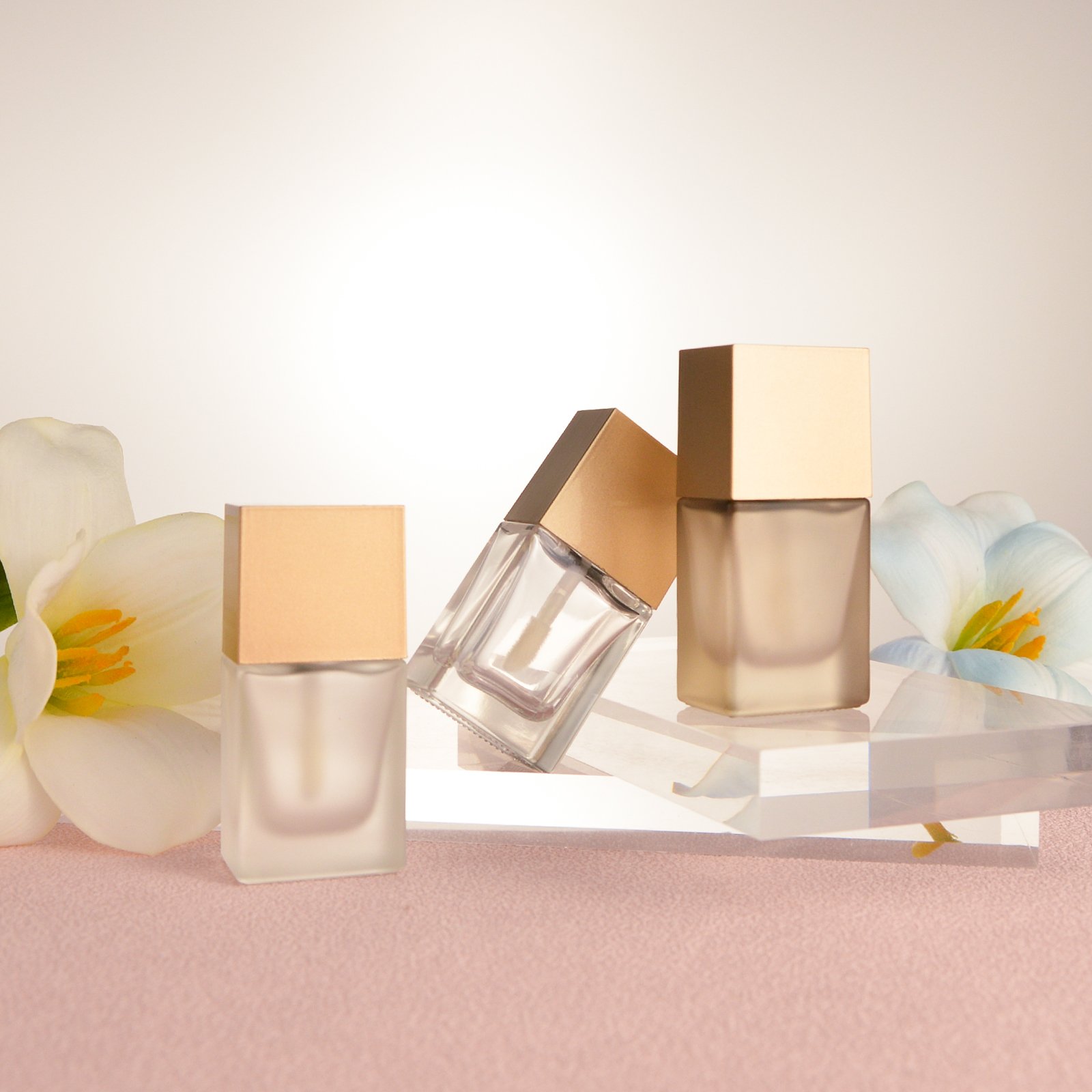 Free Sample Empty Clear Matte Concealer Isolation Cream Liquid Foundation Frosted Square Shape Glass Bottle With Brush