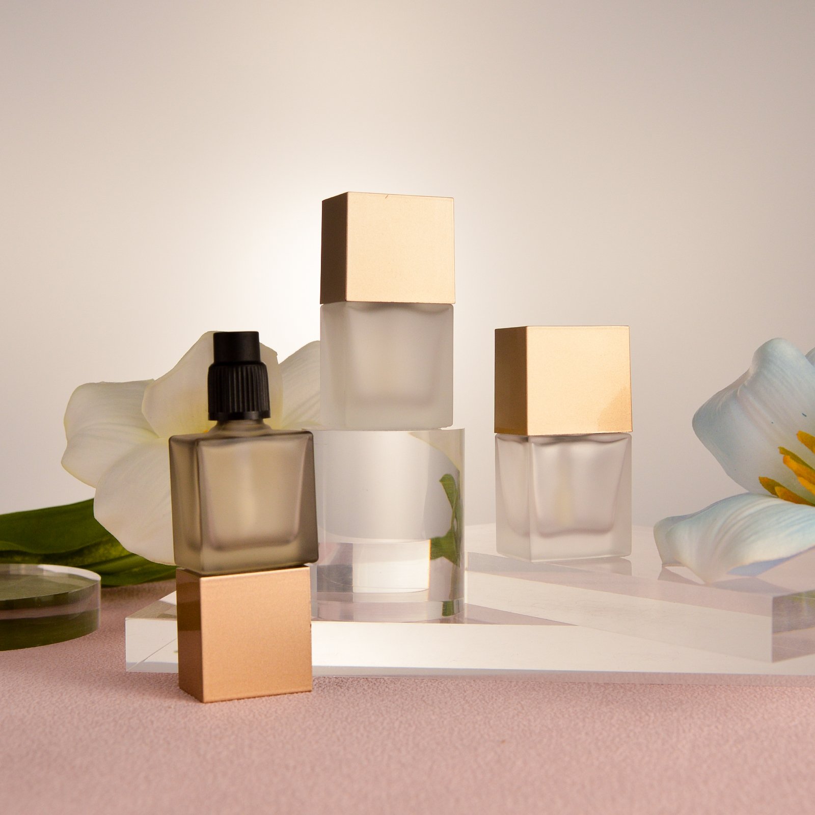 Free Sample Empty Clear Matte Concealer Isolation Cream Liquid Foundation Frosted Square Shape Glass Bottle With Brush