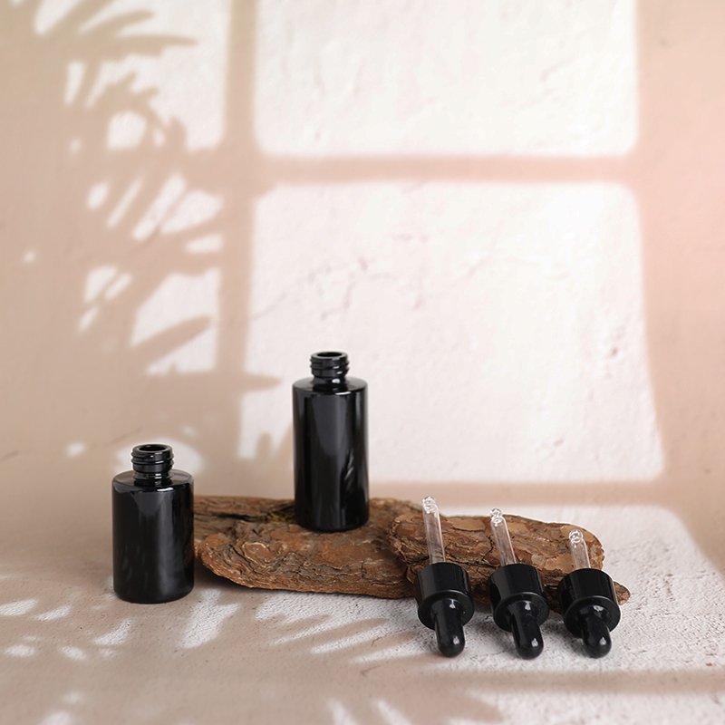 Factory custom 40ml 30ml 20ml dropper glass bottle black oil bottle skincare packaging bottle