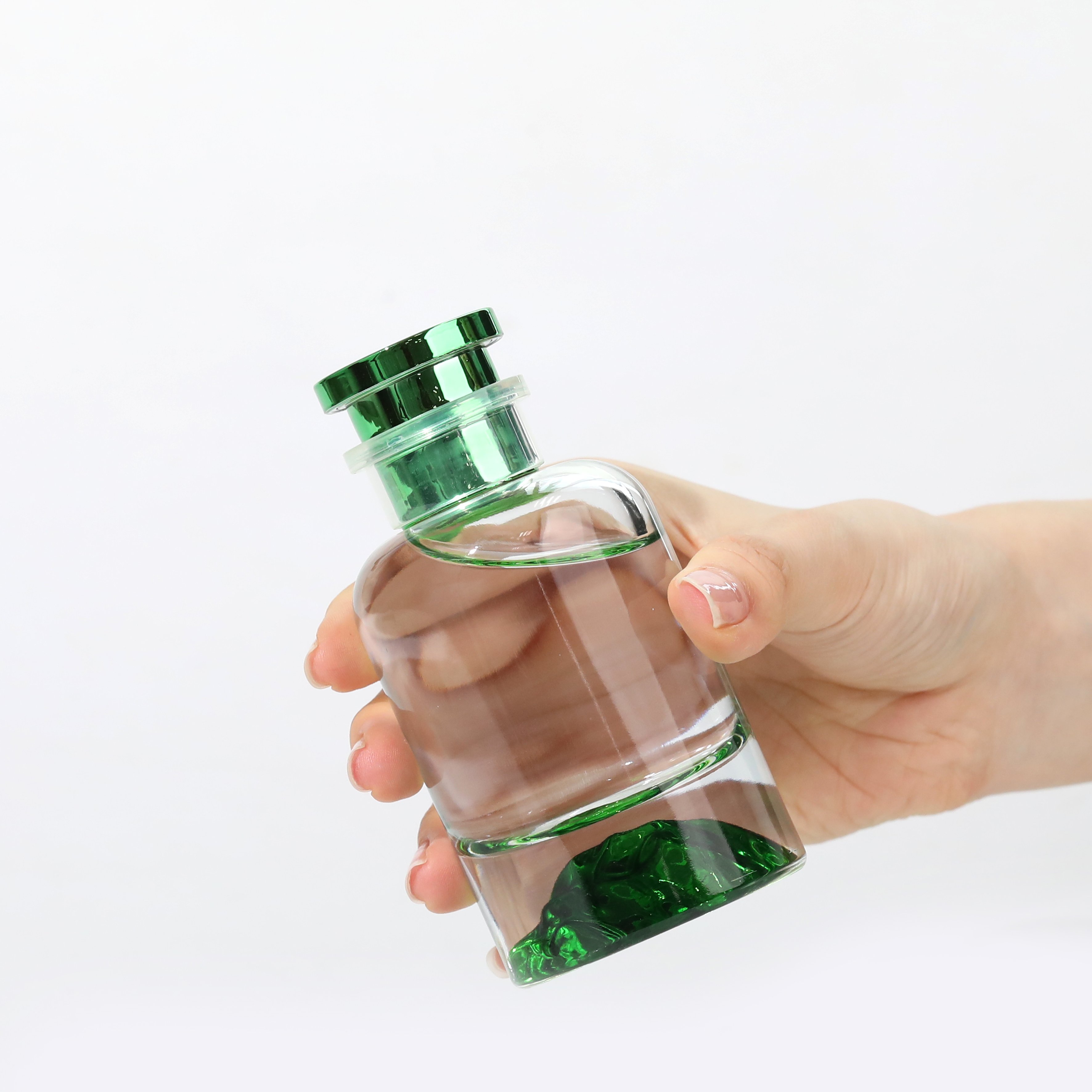 Wholesale 30Ml 50Ml 100Ml Round Perfume Bottle Cosmetic Empty Round Perfume Bottle With Sprayer ,Round Glass Perfume Bottle