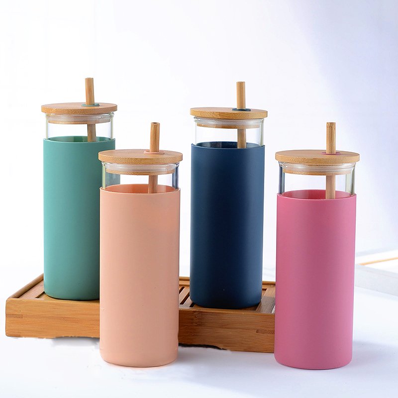Fashion simple hot sale food grade bamboo glass carafe lid silicone sleeve with straw glass water cup glass bottle drink