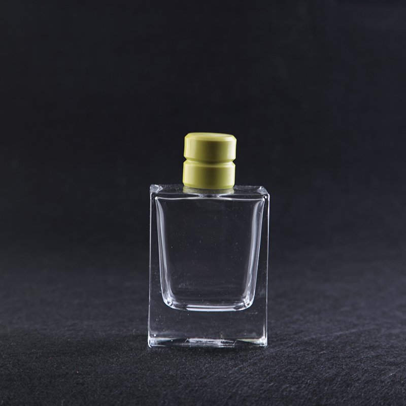 China Cheap Steel 3Ml 5Ml 10Ml 30 Ml Perfume Glass Bottle Penis Shape Glass Bottle Logo Stamp On Glass Bottle With Pump Sprayer