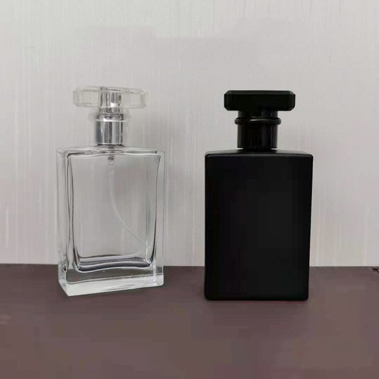 Wholesale 30ml 50 Ml 75ml 100ml Empty Luxury Flat Square Spray Fragrance Parfum Bottle Black Refillable Perfume Glass Bottle