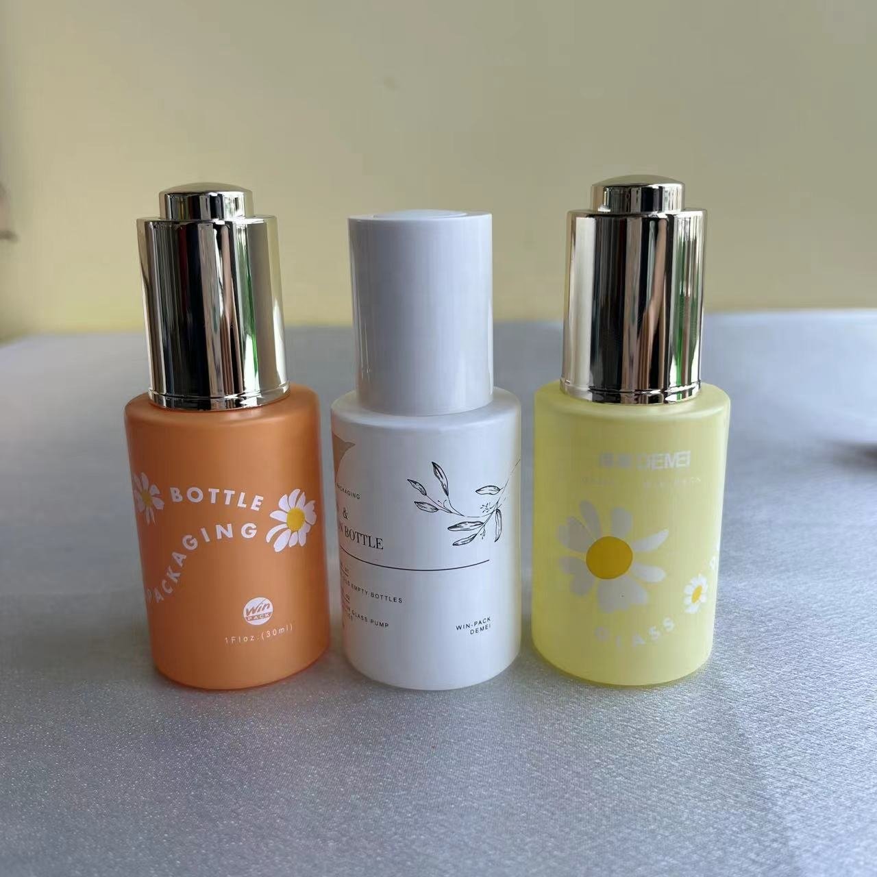 Luxury Macaron cylinder 30ml glass dropper bottle for essential oil/skincare