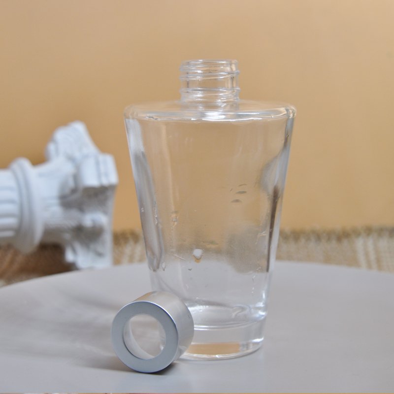 High quality 80ml 200ml 500ml big capacity aroma reed diffuser glass bottle with screw lid