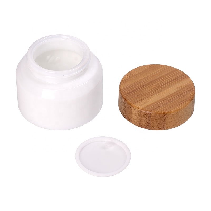 Inclined shoulder glass bottle 30 ml 50 ml white glass bottle 100 ml 120 ml glass bottle and 50 ml glass jar with bamboo lid