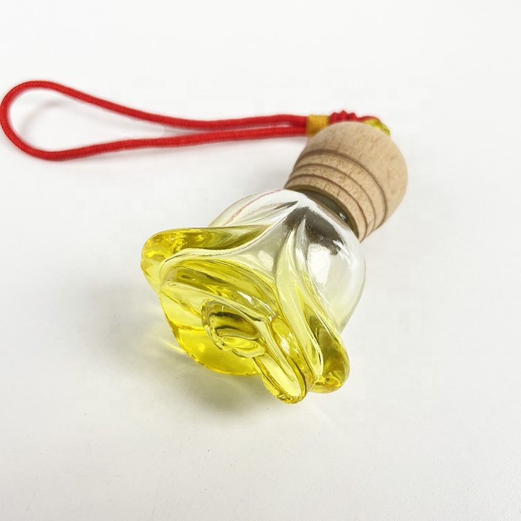 Luxury car perfume bottle car pendant hanging perfume bottle fragrance scent car air freshener diffuser perfume bottle