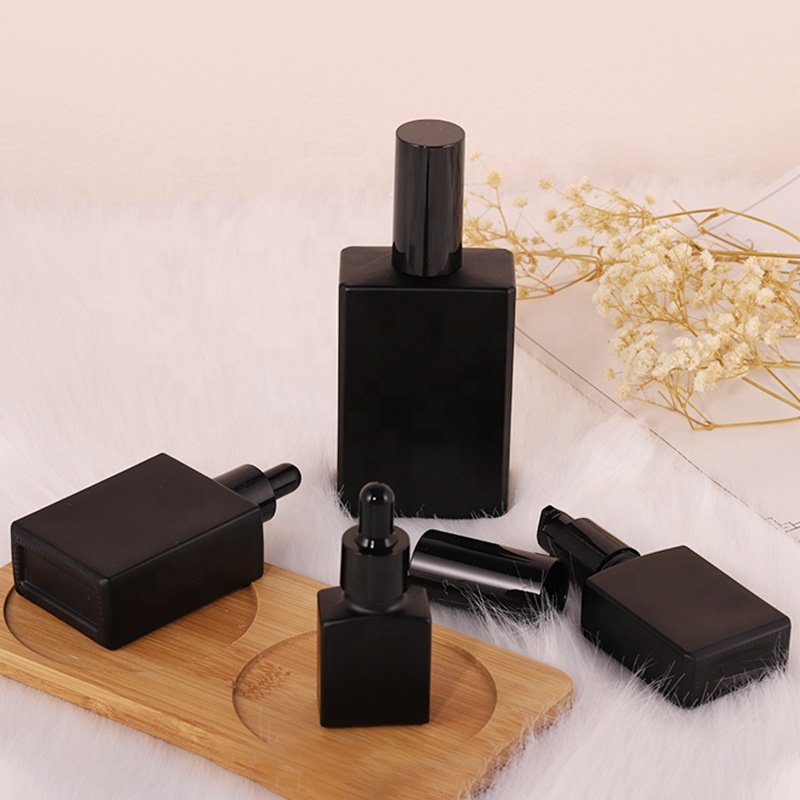 1oz Rectangular Essential Oil Bottles Beards 15ml 30ml 50ml 100ml Frosted Matte Black Square Glass Bottle Cosmetics