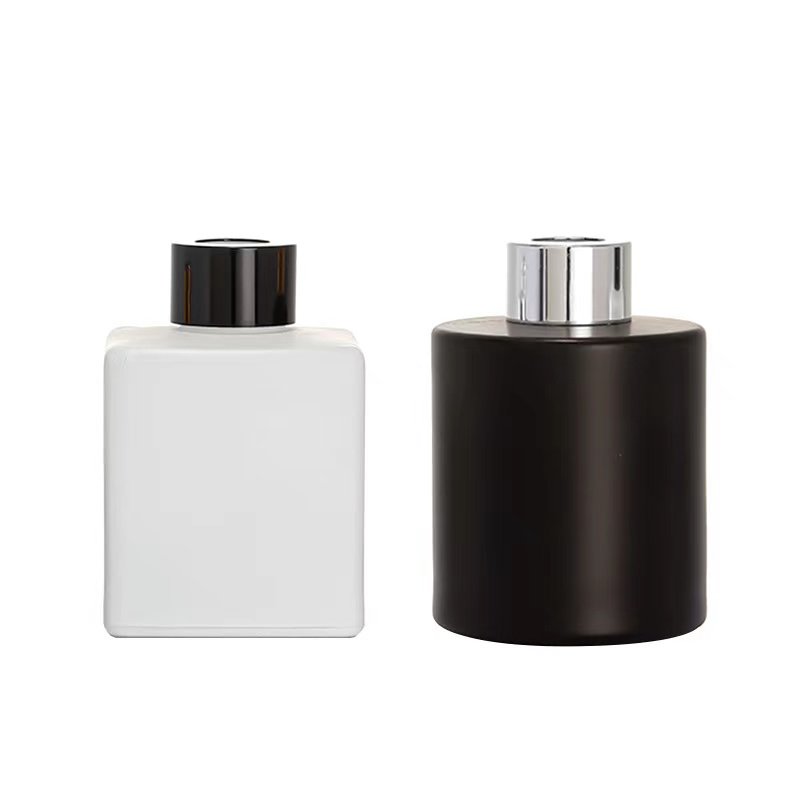 2022 New Design 100ml 120ml 150ml 200ml Round Reed Diffuser Glass Bottle Luxury With Lid