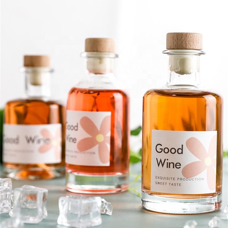Flask bottle 200ml 300ml round transparent black wine drink cold brew coffee juice glass bottle wine tea milk bottle