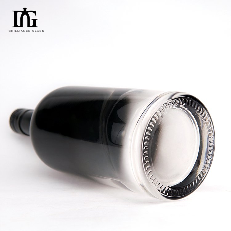 Hot selling custom Glass Bottle Spirit Bottle 500ml 700ml 750ml Vodka Glass Bottle With Cork