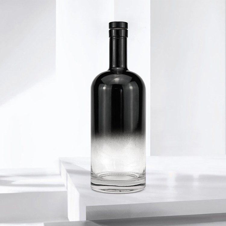 Hot selling custom Glass Bottle Spirit Bottle 500ml 700ml 750ml Vodka Glass Bottle With Cork
