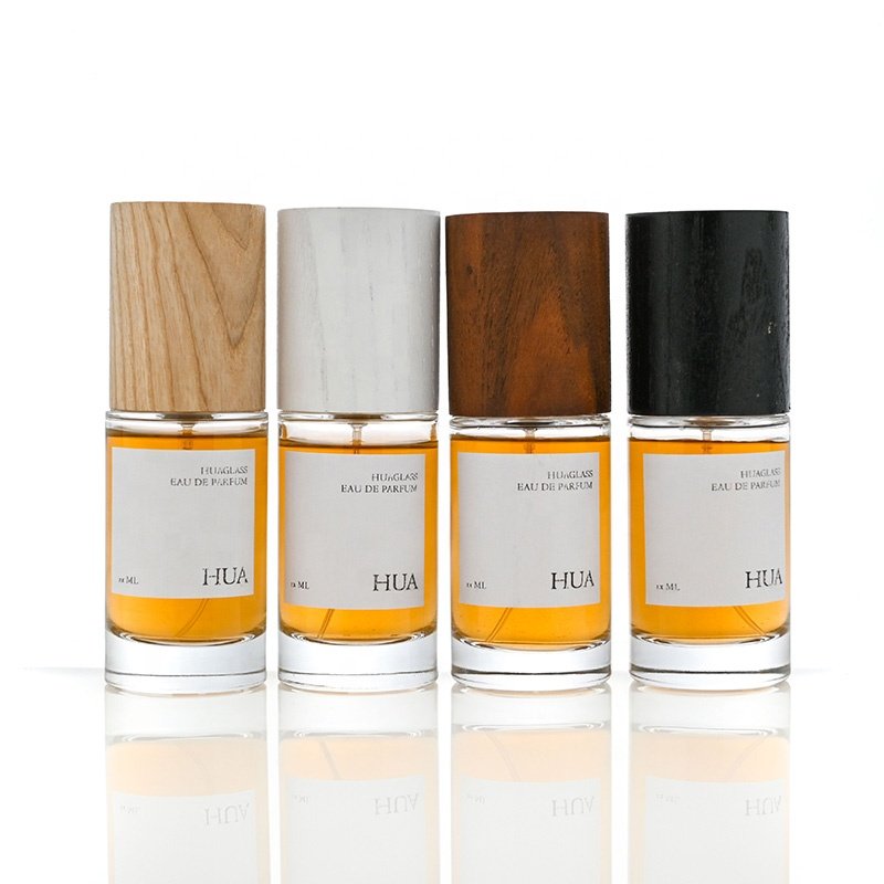 Luxury Cologne Bottle With Wooden Cap Round Spray Perfume Glass Bottle 30ml 50ml 100ml Botol Parfum