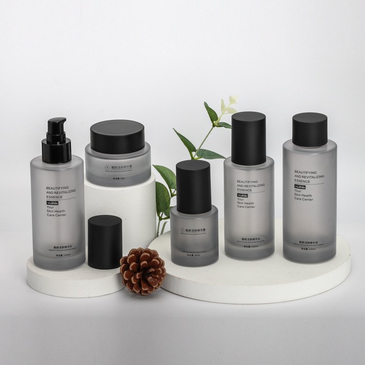 custom logo 40ml 100ml 120ml frosted cosmetics glass bottle packing 30g 50g cream jar with matt black lid