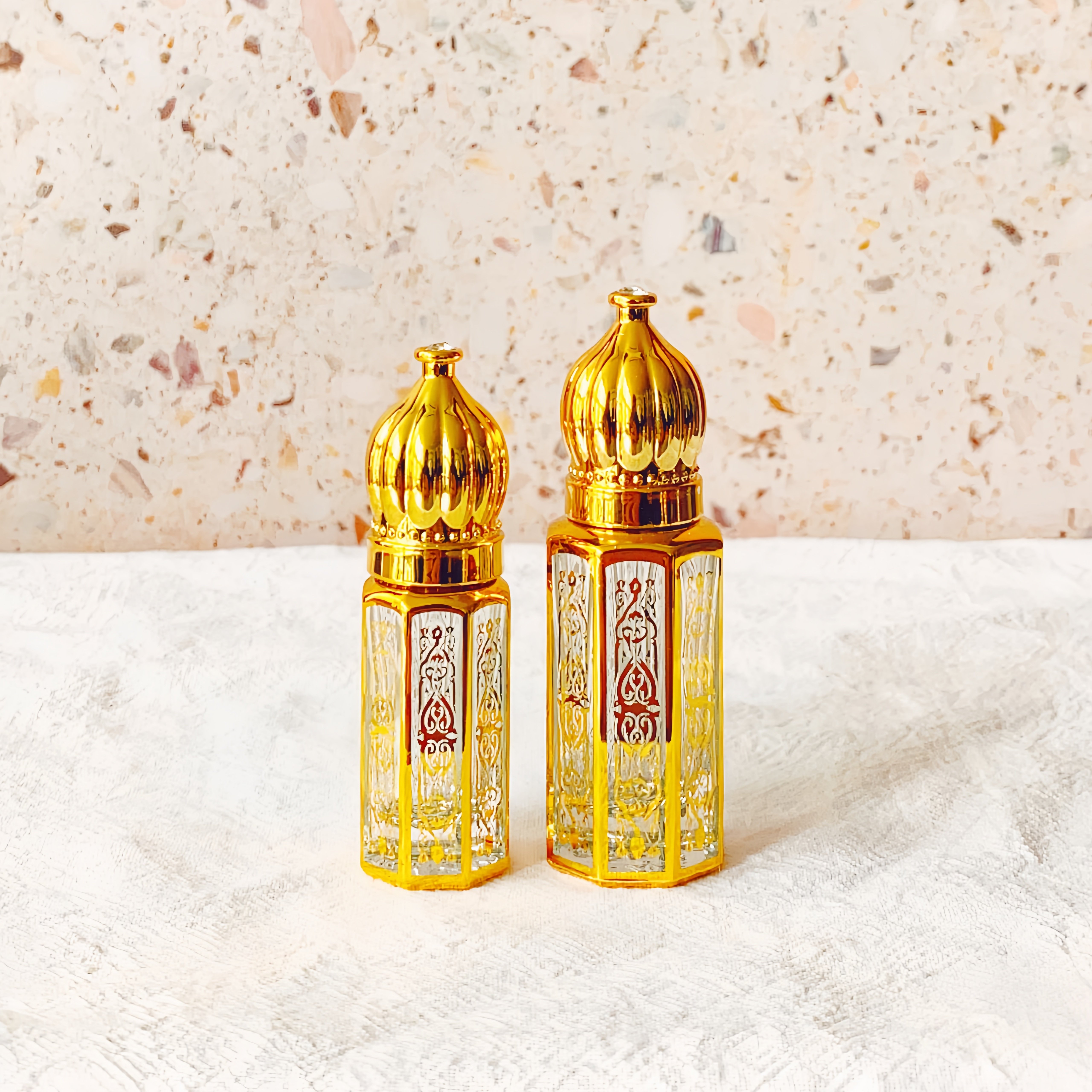 Custom Refillable Arabic Style Gold Perfume Bottle Roll On Glass Bottle Empty Essential Oil Roller Bottles