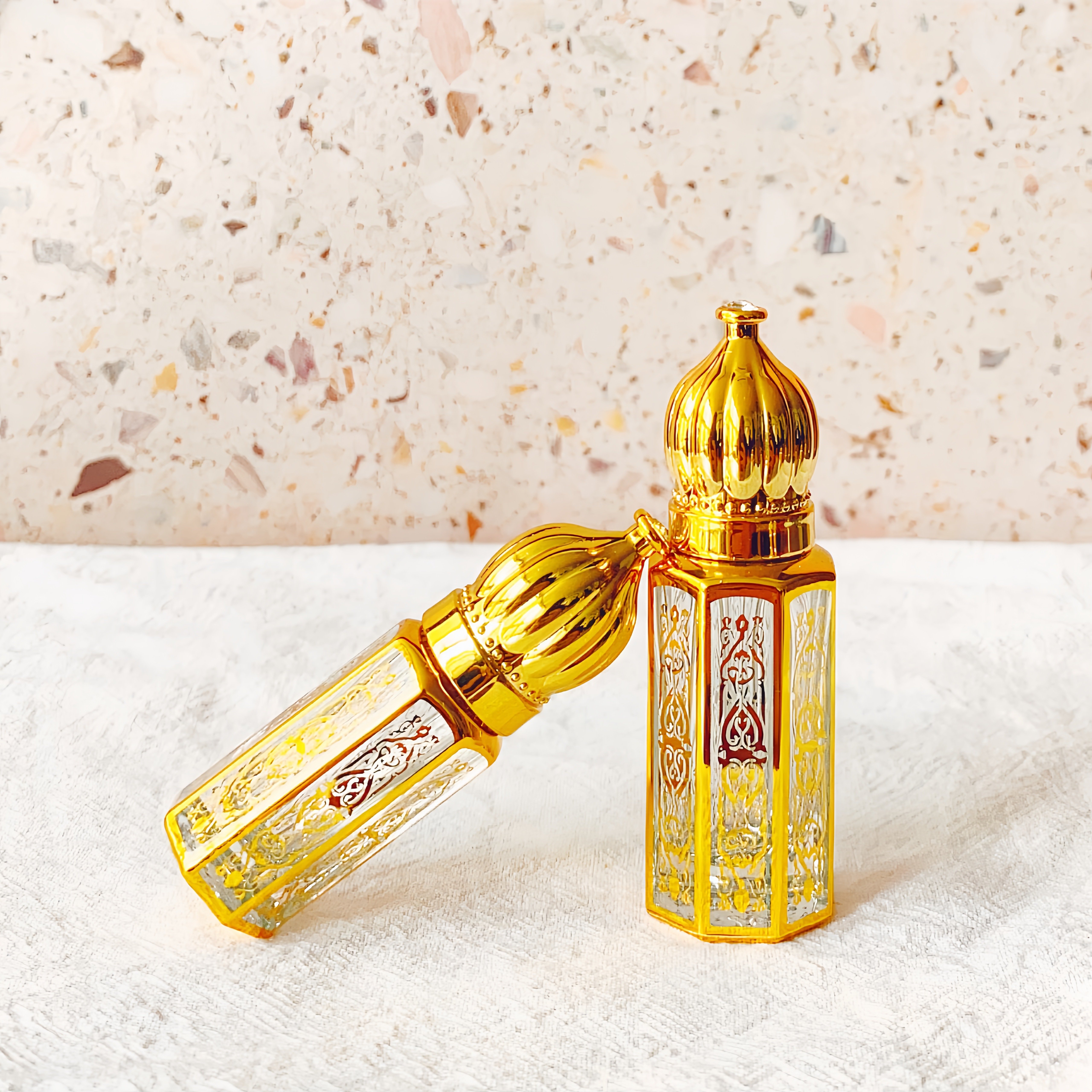 Custom Refillable Arabic Style Gold Perfume Bottle Roll On Glass Bottle Empty Essential Oil Roller Bottles